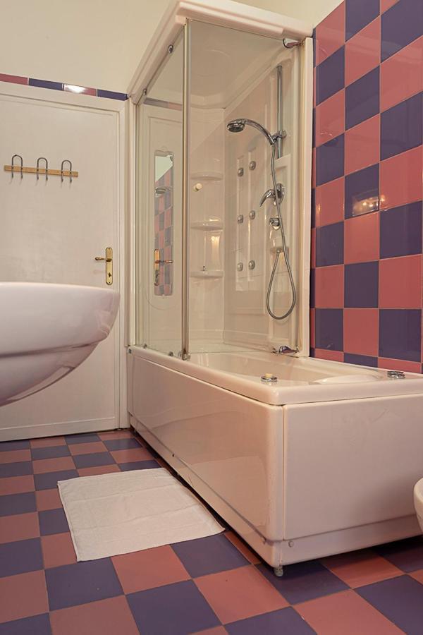 Villa Noemi Bed&Breakfast Пиза Екстериор снимка